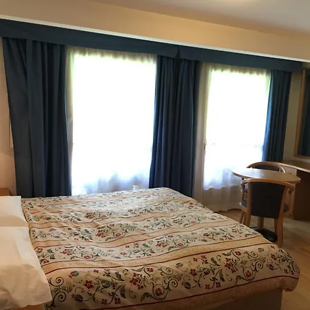 Hotel Garni Enrosadira Vigo di Fassa Exterior foto