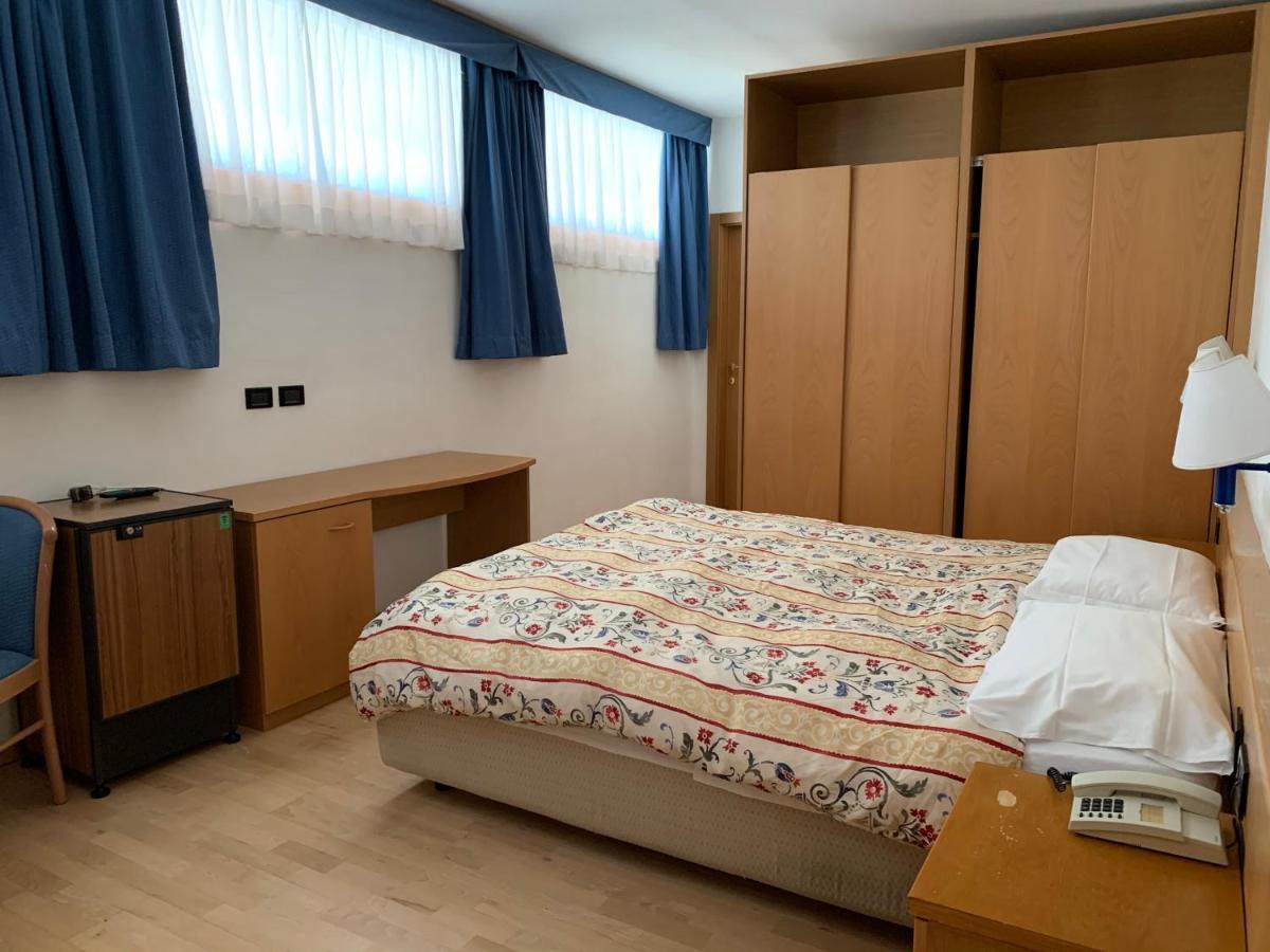 Garni Enrosadira Hotel