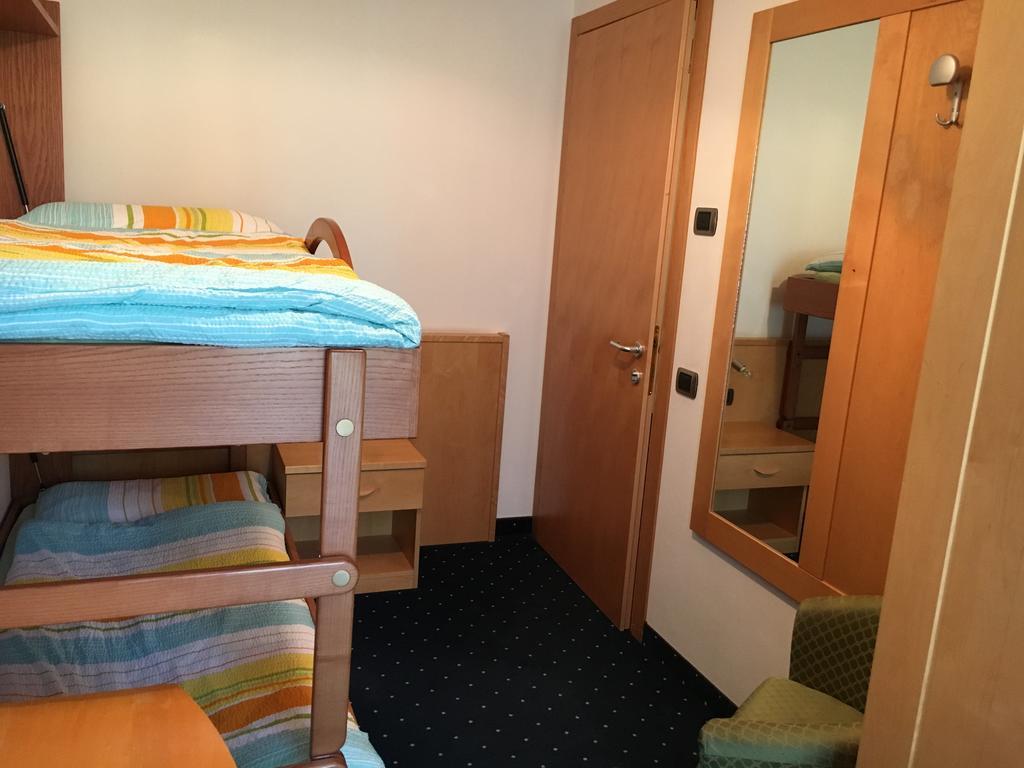 Hotel Garni Enrosadira Vigo di Fassa